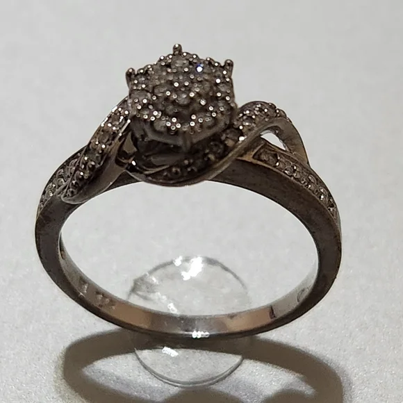 Vintage Ross-Simons Natural Diamond .205CTW & Sterling Silver 925 Ring